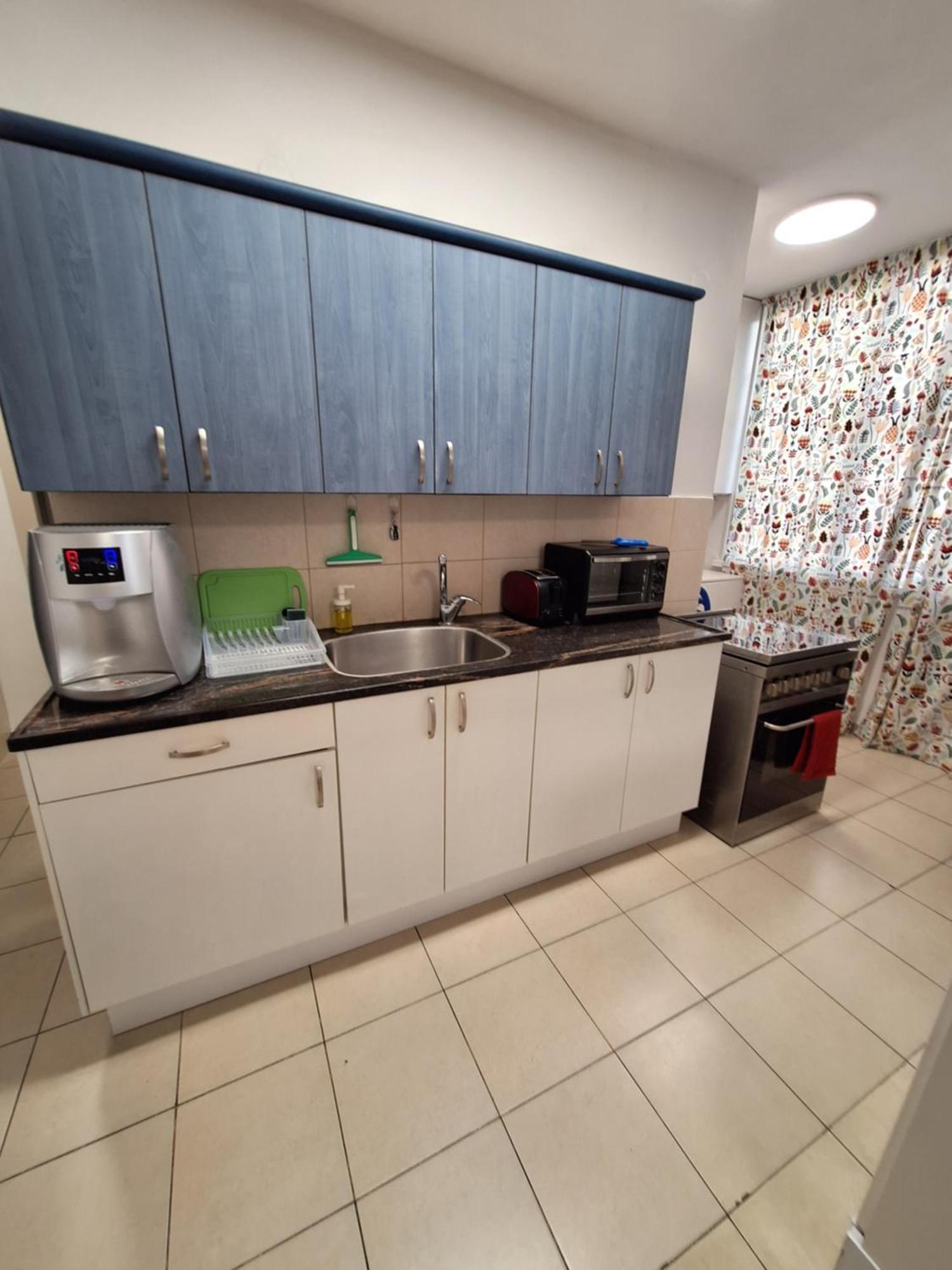 Amazing Apartment For 3 Guests Steps From The Beach Νετάνια Εξωτερικό φωτογραφία